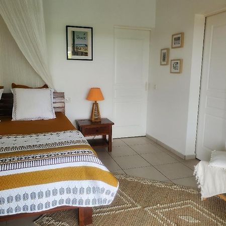 Chambre D'Hote Avec Vue Mer Grand-Bourg  Εξωτερικό φωτογραφία